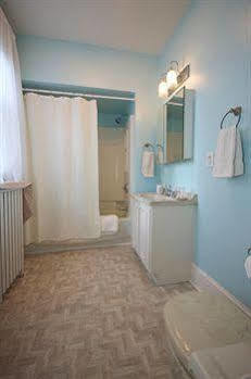Waypoint House Bed And Breakfast Boyce Экстерьер фото